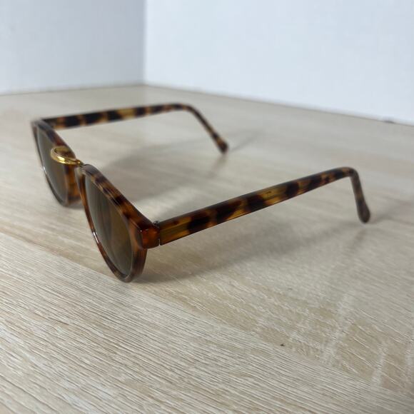 Vintage Bausch & Lomb W1831 Tortoise Cat Eye Sunglasses USA Brown Lens main image 9